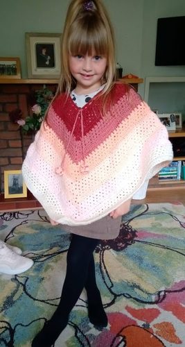 Crocheted poncho, Annabelle.